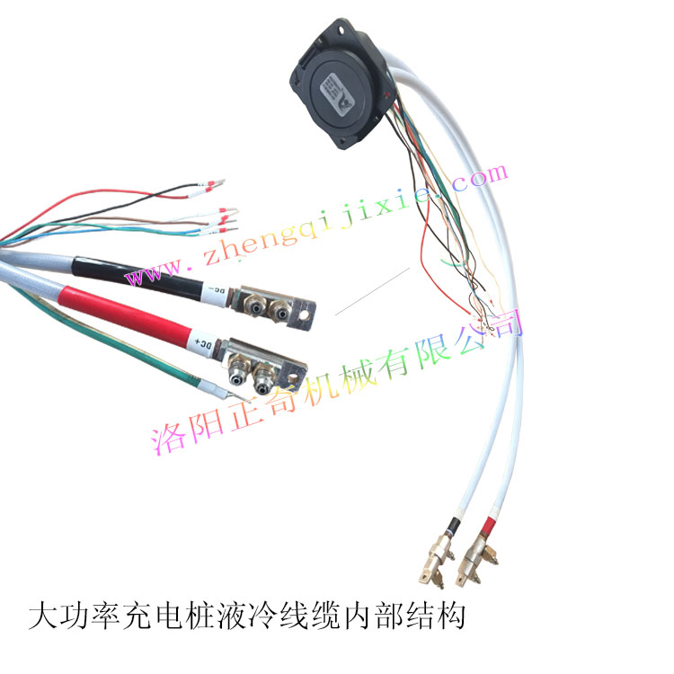 Liquid cooled cable liquid cooled charging socket